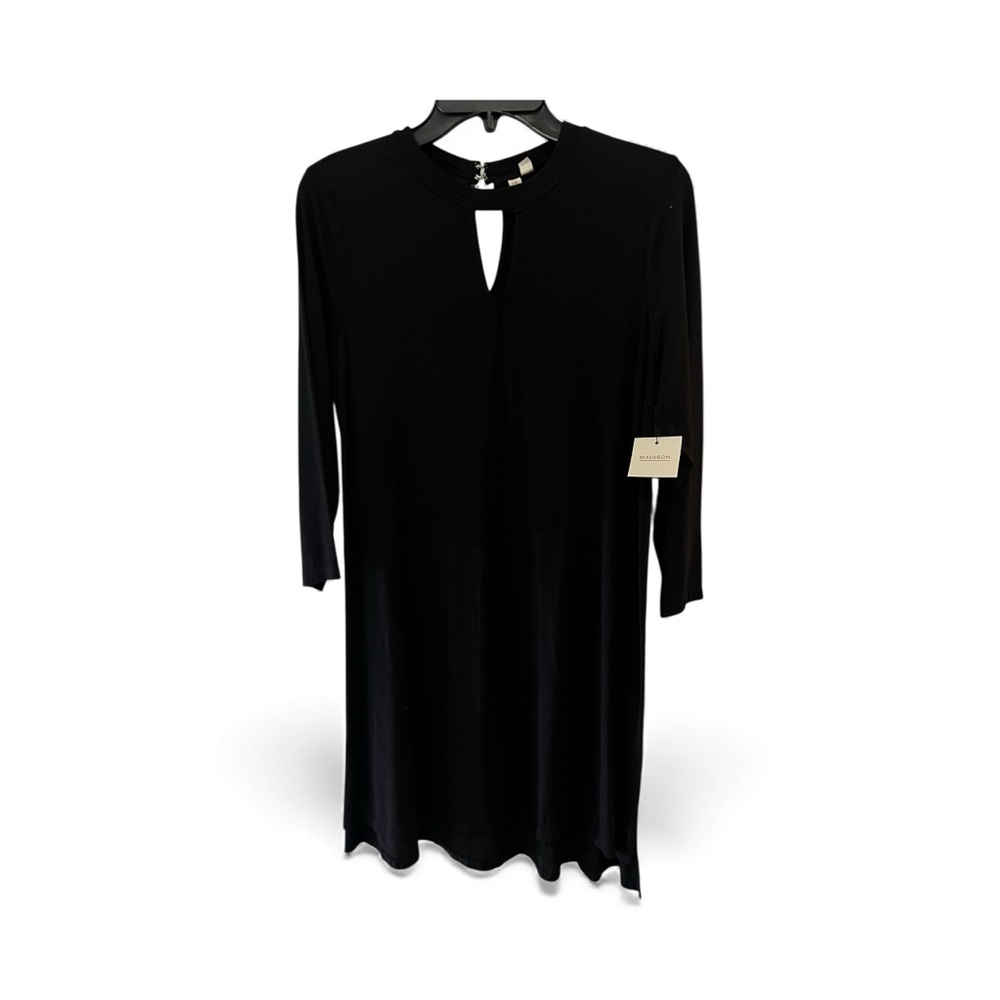 Madison Black‎ Keyhole Dress